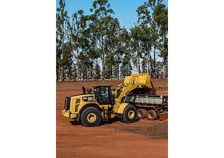 व्हील लोडर Caterpillar 966L