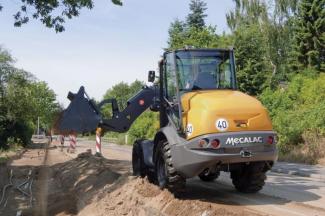 व्हील लोडर Mecalac AS 700
