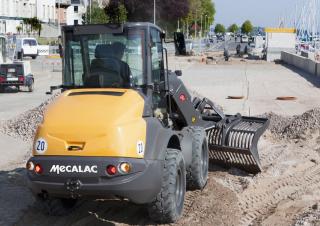 व्हील लोडर Mecalac AS900