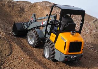 व्हील लोडर Giant V 452 T