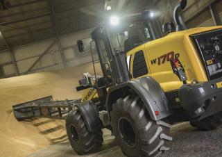 व्हील लोडर New Holland W170D LR