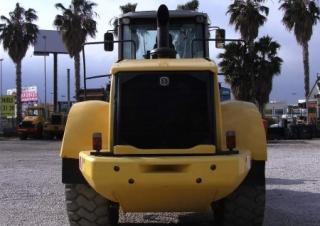 व्हील लोडर New Holland W270B