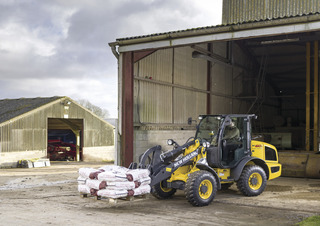 व्हील लोडर New Holland W60C Z-bar