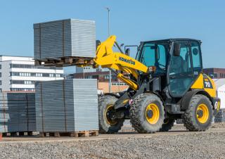 व्हील लोडर Komatsu WA70-7