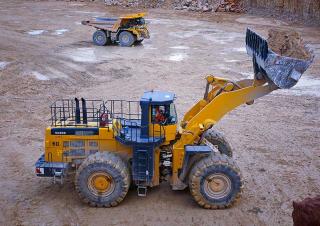 व्हील लोडर Komatsu WA900-3