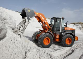 व्हील लोडर Hitachi ZW 140