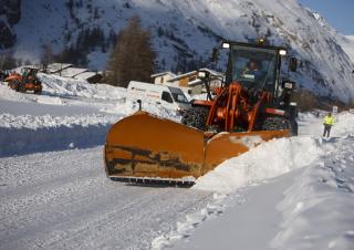 व्हील लोडर Hitachi ZW 180