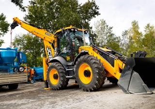बैकहो लोडर JCB 4 CX SM