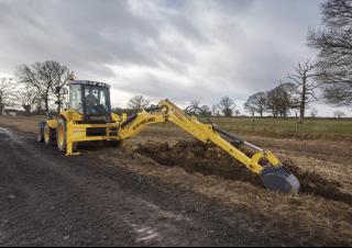 बैकहो लोडर New Holland B110C TC
