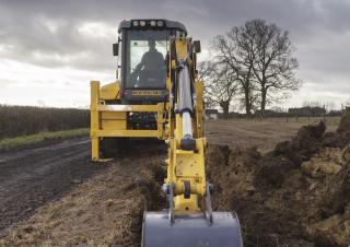 बैकहो लोडर New Holland B110C TC
