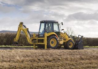बैकहो लोडर New Holland B110C TC