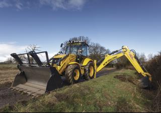 बैकहो लोडर New Holland B110C TC