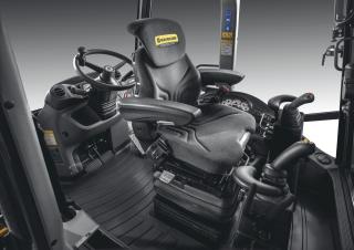 बैकहो लोडर New Holland B115C