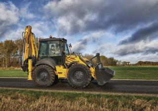 बैकहो लोडर New Holland B115C