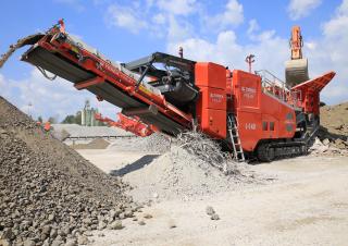 रबल रीसाइक्लिंग प्लांट Terex-Finlay I 140