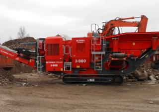 रबल रीसाइक्लिंग प्लांट Terex-Finlay J 960