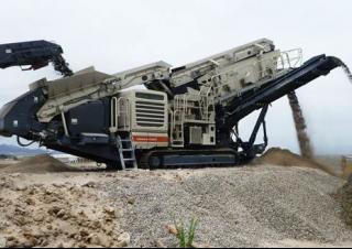 रबल रीसाइक्लिंग प्लांट Metso Lokotrack LT 220 D