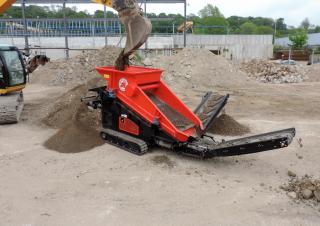 मोबाइल स्क्रीनिंग प्लांट Red Rhino 3 WAY SCREENER
