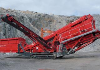 मोबाइल स्क्रीनिंग प्लांट Terex-Finlay 684 - 2 Deck