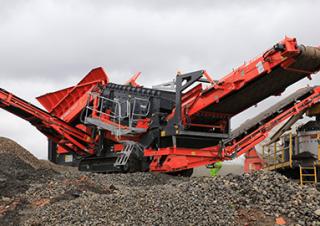 मोबाइल स्क्रीनिंग प्लांट Terex-Finlay 873+ Spaleck