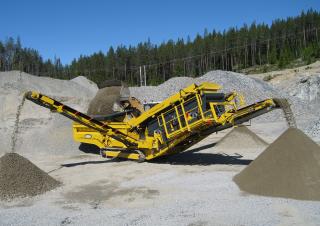 मोबाइल स्क्रीनिंग प्लांट Keestrack Explorer 1500