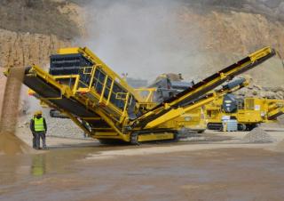 मोबाइल स्क्रीनिंग प्लांट Keestrack Explorer 1800