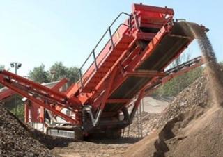 मोबाइल स्क्रीनिंग प्लांट Sandvik QA 441