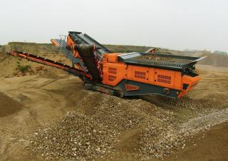 मोबाइल स्क्रीनिंग प्लांट Rockster RTS514
