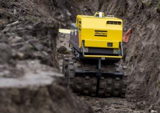 रोलर वाइब्रेशन ट्रेंच रोलर Atlas Copco LP 8504