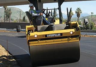 रोलर टैंडम वाइब्रेशन रोलर Caterpillar CB54XW