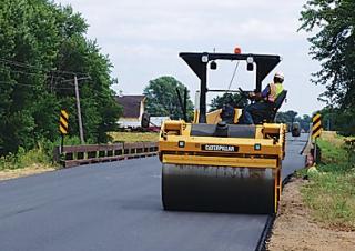 रोलर टैंडम वाइब्रेशन रोलर Caterpillar CB64
