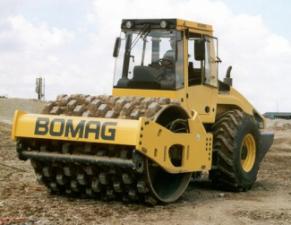 रोलर सिंगल-ड्रम रोलर Bomag BW 214 PDH-4