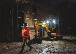 मिनी एक्सकेवेटर JCB 35Z-I