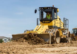 कचरा कॉम्पेक्टर Bomag BC 473 EB 3