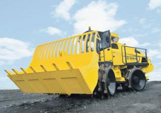 कचरा कॉम्पेक्टर Bomag BC 473 RS 3
