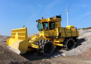 कचरा कॉम्पेक्टर Bomag BC 772 EB 4