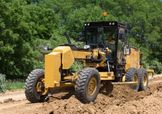 ग्रेडर Caterpillar 120