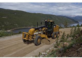 ग्रेडर Caterpillar 120M2 AWD