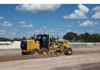 ग्रेडर Caterpillar 140M3