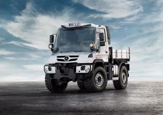वाहन म्यूनिसिपल ट्रैक्टर फ्रंट हिच Unimog U 423 Euro 5