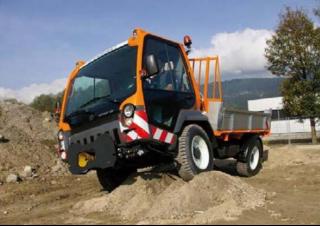 वाहन म्यूनिसिपल ट्रैक्टर फ्रंट हिच Lindner Unitrac 102 SL E6