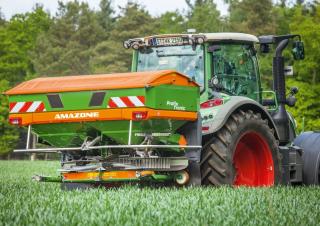 स्लरी और खाद तकनीक फर्टिलाइज़र स्प्रेडर Amazone ZA-V 2000 Super