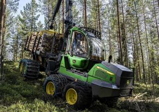 फॉरेस्ट मशीनरी फॉरवर्डर John Deere 910 G