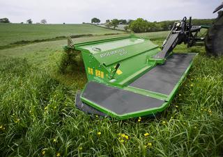 फ्रंट-माउंटेड मोवर - कंडीशनर के साथ डिस्क DEUTZ-FAHR DiscMaster 628 FT