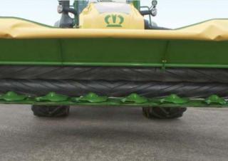 फ्रंट-माउंटेड मोवर - कंडीशनर के साथ डिस्क Krone EasyCut F 360 CR Gen.2