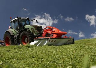 फ्रंट-माउंटेड मोवर - कंडीशनर के साथ डिस्क Kuhn FC 3525 RF-FF