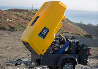 एयर कंप्रेसर पोर्टेबल एयर कंप्रेसर - डीजल, इलेक्ट्रिक, गैसोलीन Atlas Copco E-Air H250 VSD
