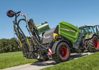 राउंड बेलर Fendt Rotana 130 F Combi