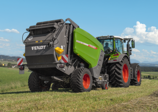 राउंड बेलर Fendt Rotana 180 V