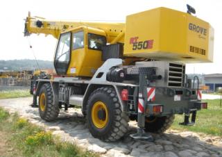 रफ-टेरेन क्रेन Grove RT550E
